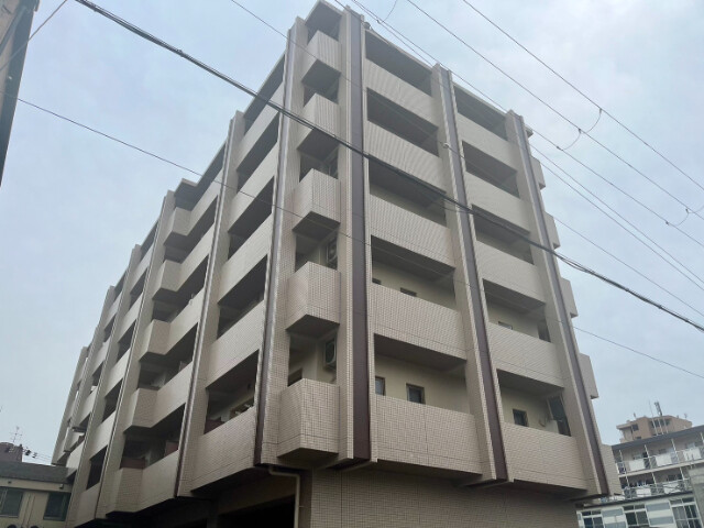 11621281/外観1